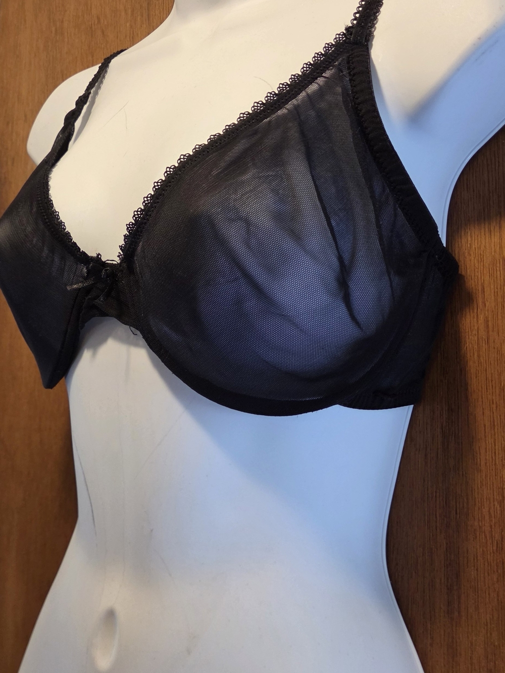 Vogues Secret Sheer Mesh Black Unlined Underwire Bra Sz34E(DD)